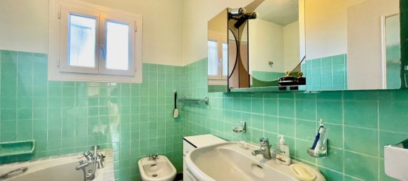 3 bedrooms Villa in Pau, France No. 207356 22