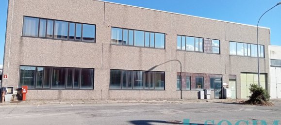 Entrepôt à Gaggiano, Italy 1540m² No. 130708 16