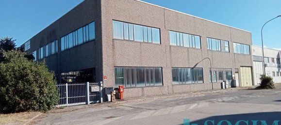 Entrepôt à Gaggiano, Italy 1540m² No. 130708 13