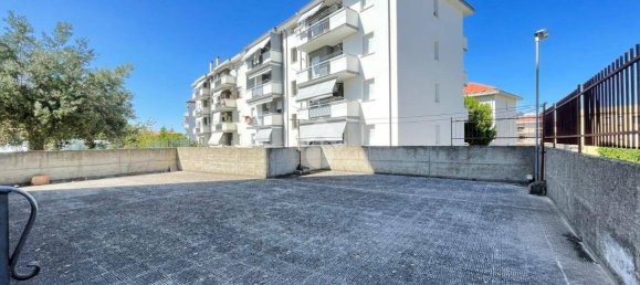 1 bedroom Apartment in Vasto, Italy No. 260831 10