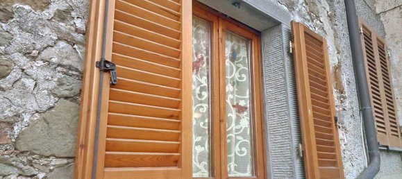 5 rooms Apartment in Chitignano, Italy No. 268741 4