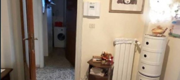 4 rooms Apartment in Lucca, Italy No. 284844 6
