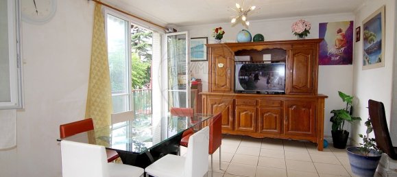 3 bedrooms Apartment in Colombes, France No. 179429 16
