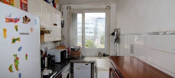 3 bedrooms Apartment in Colombes, France No. 179429 8