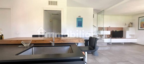 3 Schlafzimmer Villa in Olgiate Olona, Italy, Nr. 360412 27