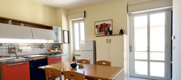 4 Schlafzimmer Wohnung in Pozzallo, Italy, Nr. 330592 8