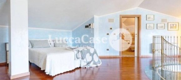10 Schlafzimmer Villa in Montecarlo, Italy, Nr. 51020 21