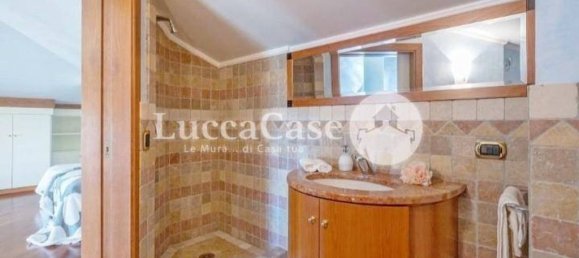 10 Schlafzimmer Villa in Montecarlo, Italy, Nr. 51020 19