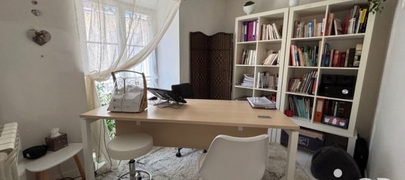 2 bedrooms House in Saint-Gaultier, France No. 235421 9