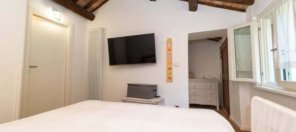 Apartamento de 2 dormitorios en Colli al Metauro, Italy No. 266337 28