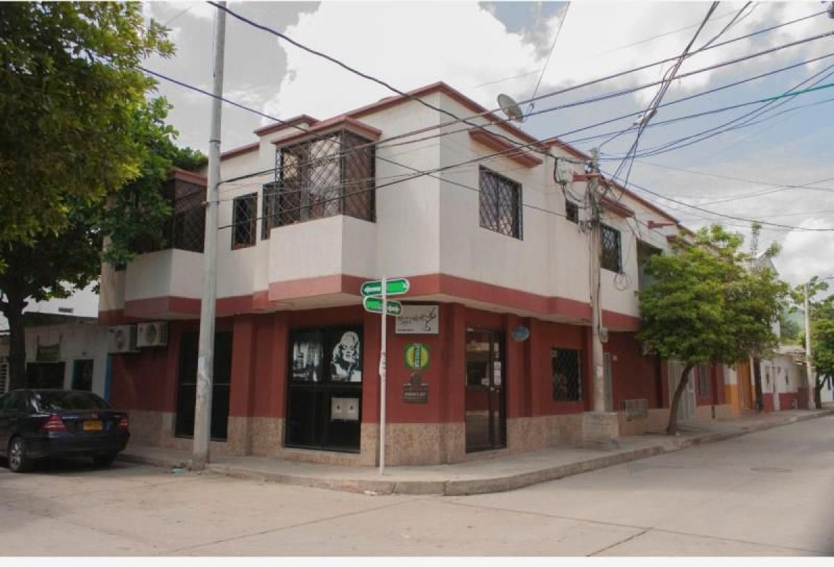 Casa de 8 dormitorios en Guadalajara de Buga, Colombia No. 4426