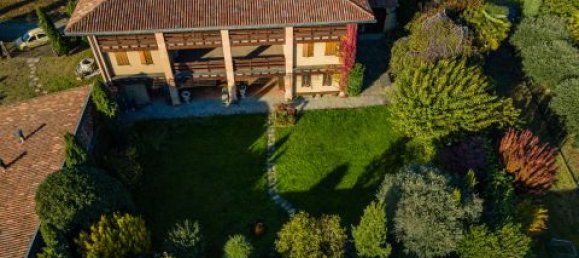 6 bedrooms House in Levate, Italy No. 185908 2