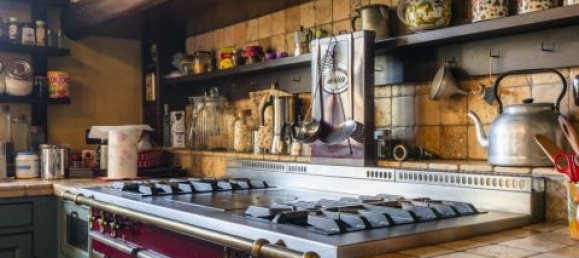 6 bedrooms House in Levate, Italy No. 185908 11