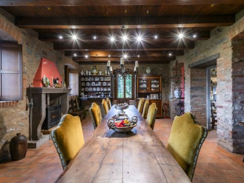 6 bedrooms House in Levate, Italy No. 185908