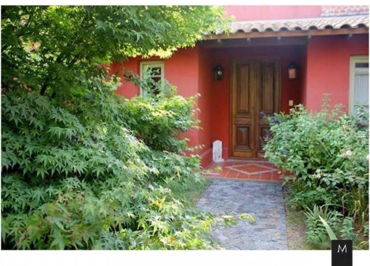 3 bedrooms House in Pilar, Argentina No. 91910