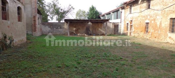 6 bedrooms House in Soresina, Italy No. 106222 16