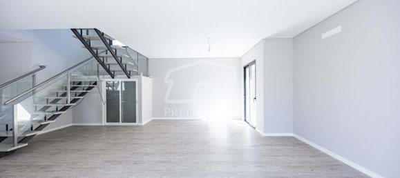 Villa de 3 dormitorios en Funchal, Portugal No. 104664 6