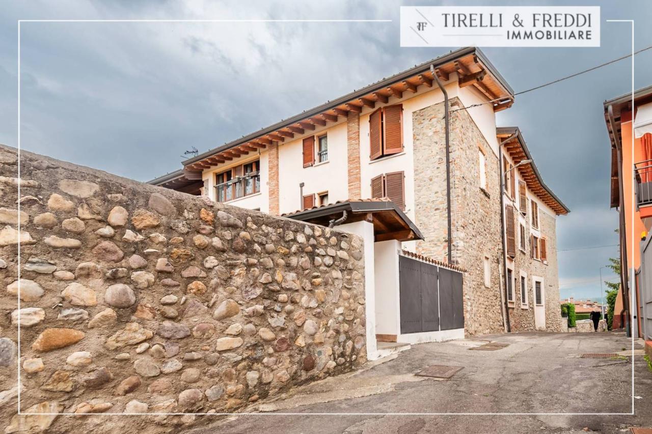 Apartamento de 3 habitaciónes en Passirano, Italy No. 18750