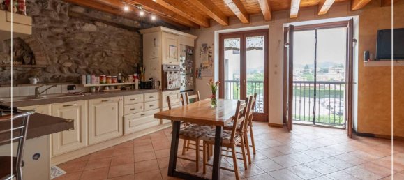 Apartamento de 3 habitaciónes en Passirano, Italy No. 18750 4