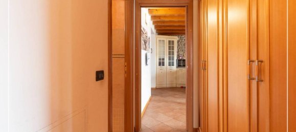 Apartamento de 3 habitaciónes en Passirano, Italy No. 18750 22