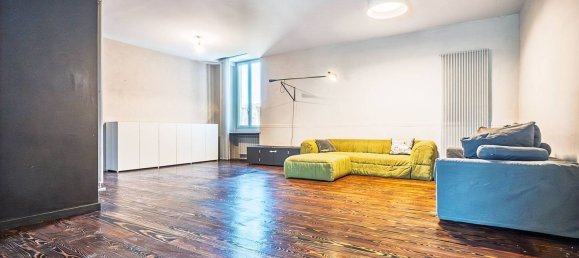 5 bedrooms Apartment in Moncalieri, Italy No. 315391 3