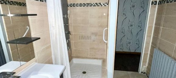 3 bedrooms House in Rebais, France No. 176560 11