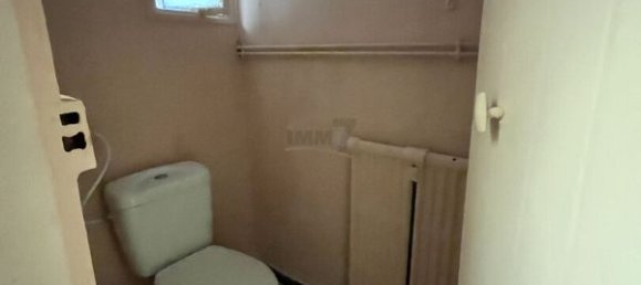 3 bedrooms House in Rebais, France No. 176560 7