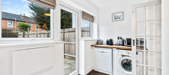 2 bedrooms House in Croydon, United Kingdom No. 1048 11