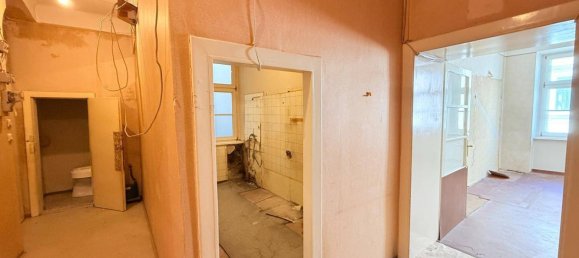 2 rooms Apartment in Penzing, Austria No. 226801 6