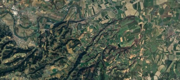 5 Schlafzimmer Wohnung in Masio, Italy, Nr. 375053 5