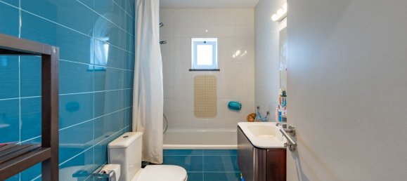 4 bedrooms Villa in Cascais, Portugal No. 95127 15