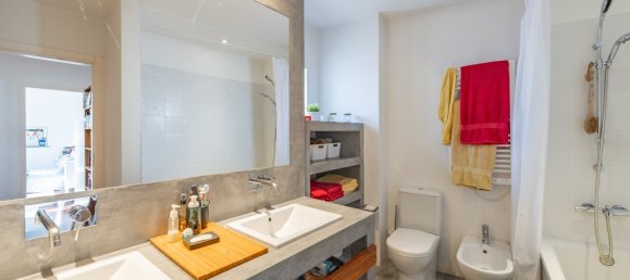 4 bedrooms Villa in Cascais, Portugal No. 95127 16