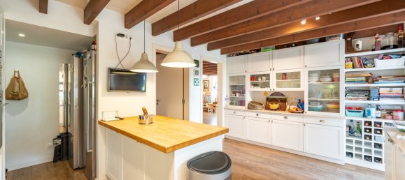 4 bedrooms Villa in Cascais, Portugal No. 95127 10