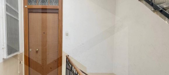 Apartamento de 2 dormitorios en Bari, Italy No. 21324 25