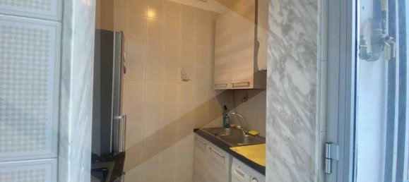 Apartamento de 2 dormitorios en Bari, Italy No. 21324 8