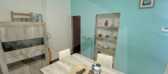 Apartamento de 2 dormitorios en Bari, Italy No. 21324 4