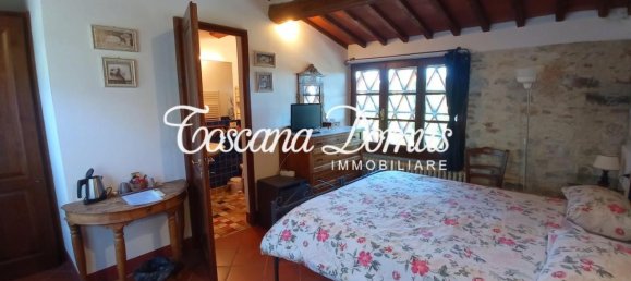 19 rooms House in Castellina in Chianti, Italy No. 18011 10