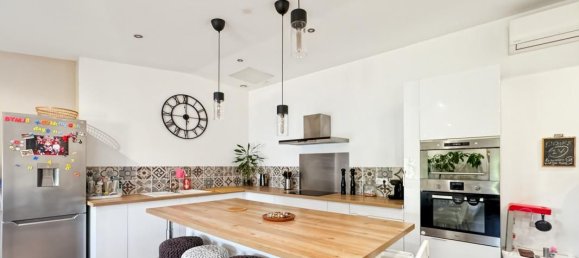 3 bedrooms Townhouse in La Crau, France No. 343403 2