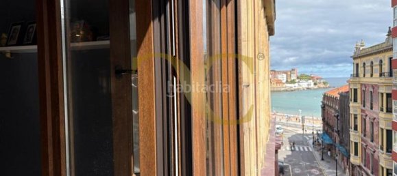 Apartamento de 2 dormitorios en Gijón, Spain No. 172394 3