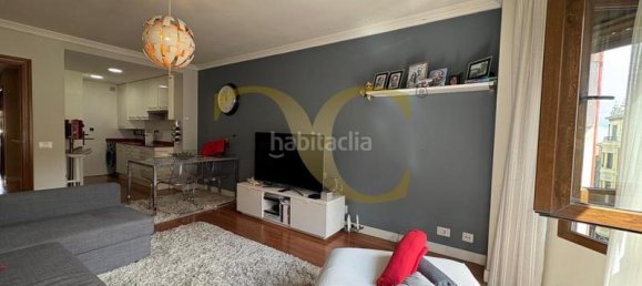 Apartamento de 2 dormitorios en Gijón, Spain No. 172394 2
