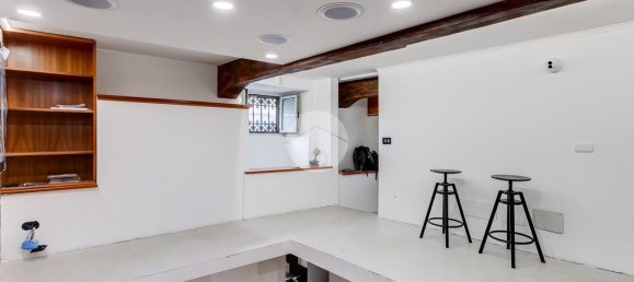 Apartamento de 2 dormitorios en Rome, Italy No. 54015 17