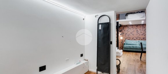 Apartamento de 2 dormitorios en Rome, Italy No. 54015 9