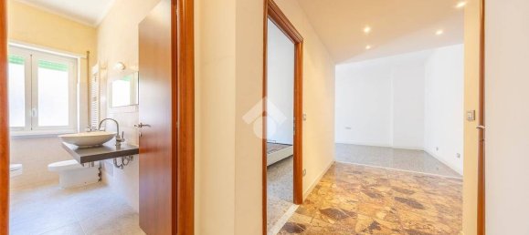 1 bedroom Apartment in Rome, Italy No. 350759 15