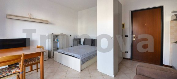 1 bedroom Apartment in Cesano Maderno, Italy No. 379996 5