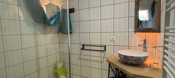 Adosado de 4 dormitorios en Saint-Broingt-le-Bois, France No. 212331 11