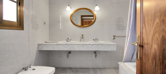 5 Schlafzimmer Villa in Marbella, Spain, Nr. 115002 39