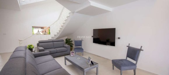 4 bedrooms House in Bahar ic-Caghaq, Malta No. 8838 6