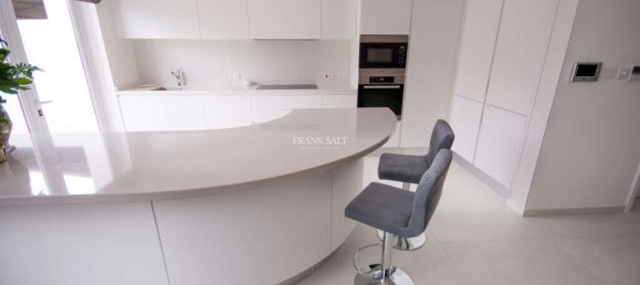 4 bedrooms House in Bahar ic-Caghaq, Malta No. 8838 4