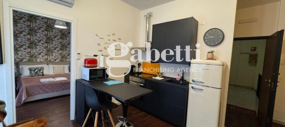 2 rooms Apartment in Bologna, Italy No. 7323 4