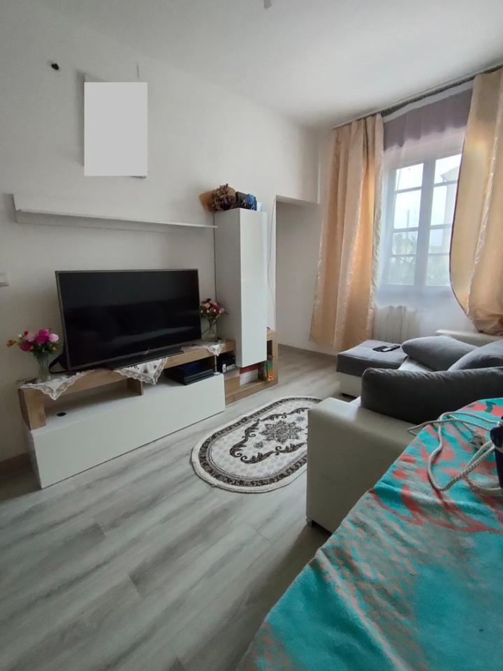 5 rooms House in Corbola, Italy No. 114126